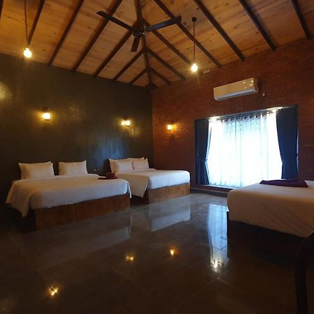 Ceylon Resort Вилпату Екстериор снимка