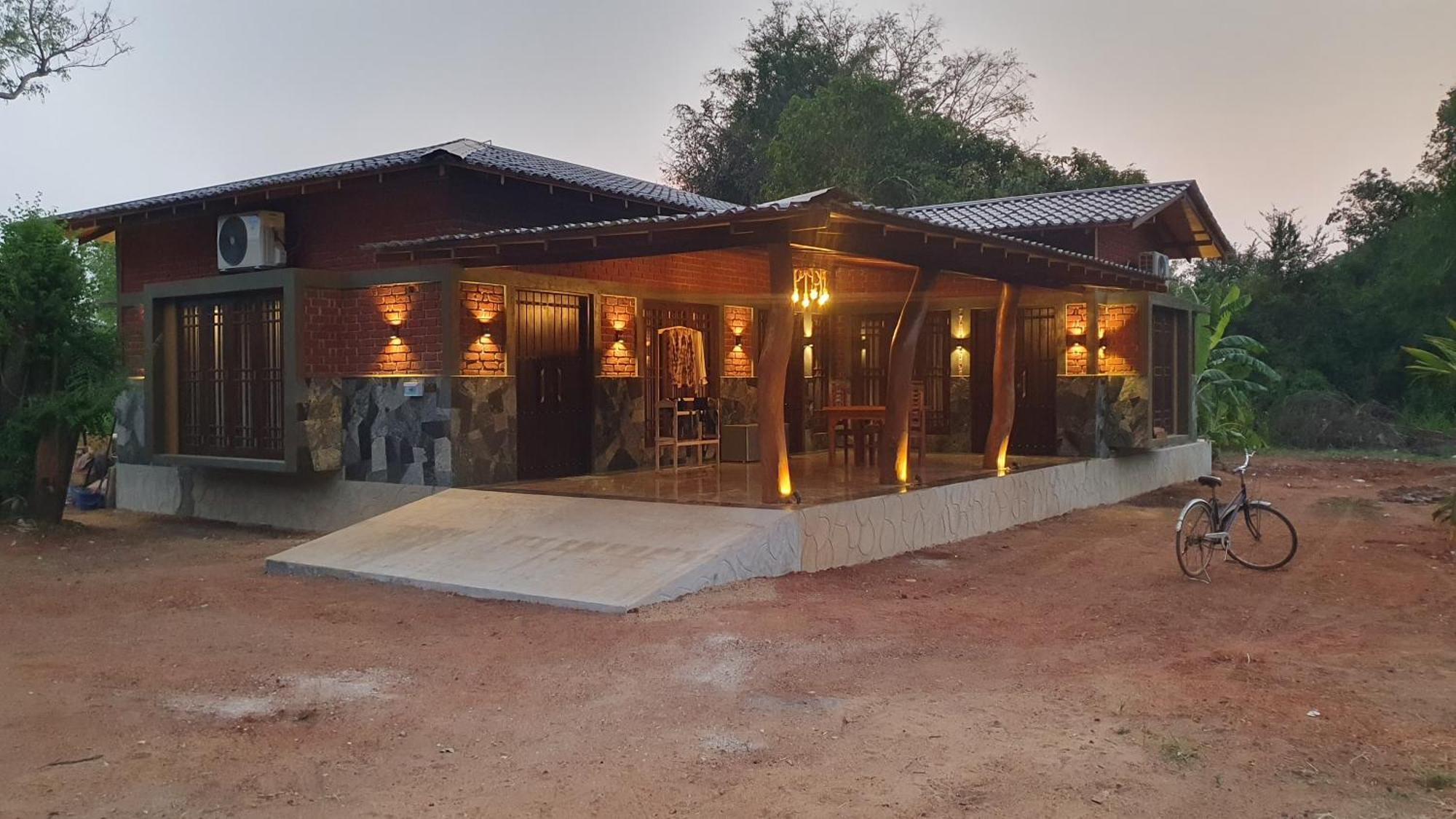 Ceylon Resort Вилпату Екстериор снимка
